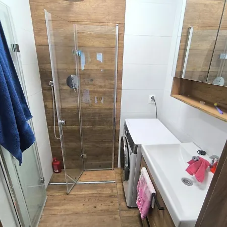 Moderny Bb - Trieda Snp דירה